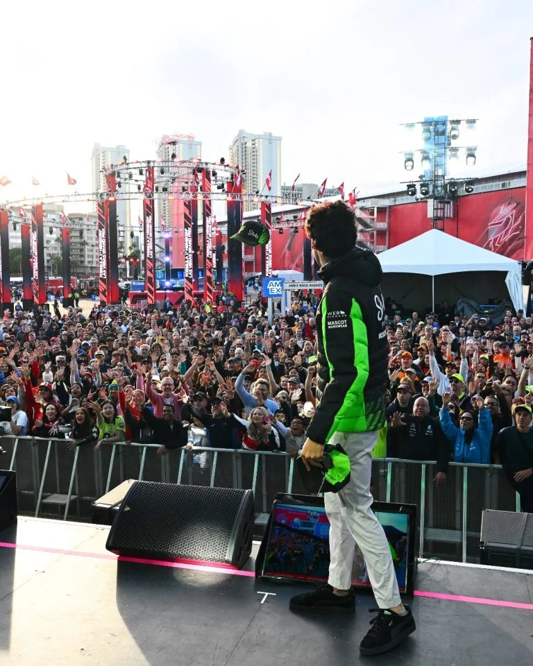 Foto 3 de F1 las Vegas 2026 - Experiencias Paddock Club 3-Days | BWT Alpine Formula One
