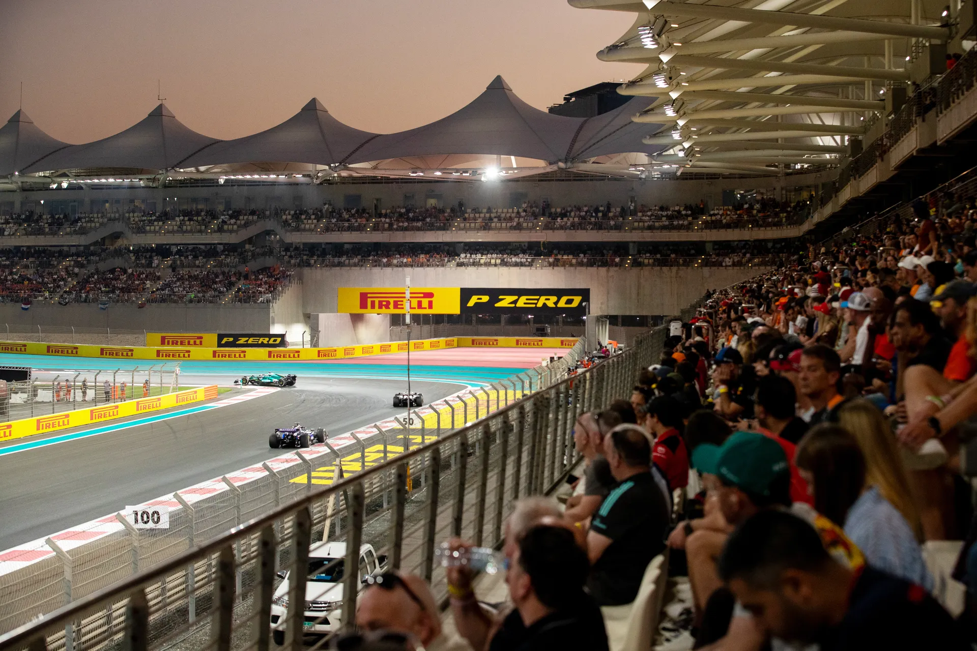 Foto 6 de F1 Abu Dabhi de Etihad Airways 2026 - Hero West