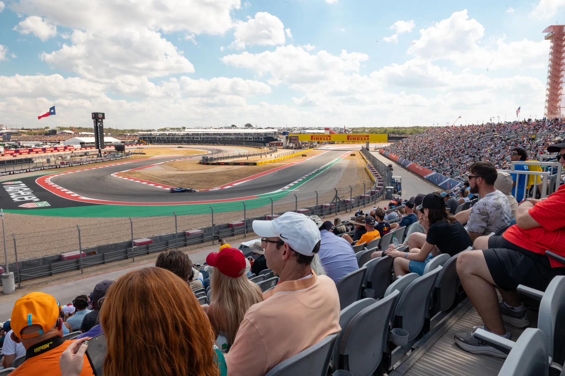 Foto 5 de F1 Austin Texas 2026 - F1® Experiences Lounge 3-Days | Trackside E/W